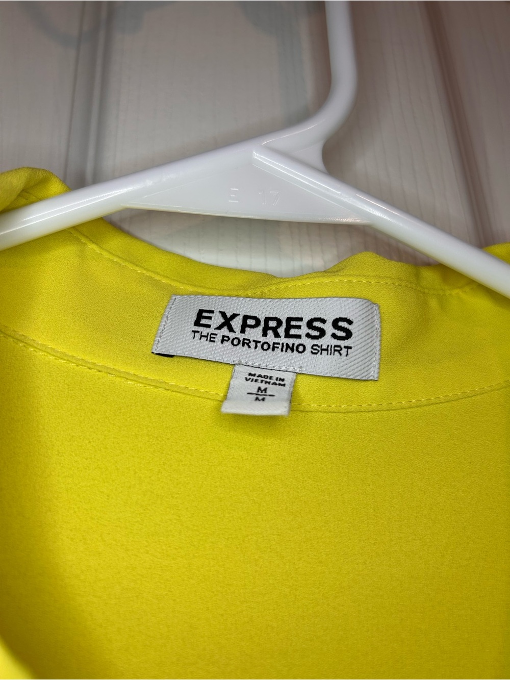 Express Women’s Bright Yellow Long-Sleeve Button Down Shirt Size Medium - Picture 2 of 7